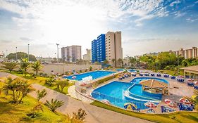 Flat Caldas Novas - Golden Dolphin Express